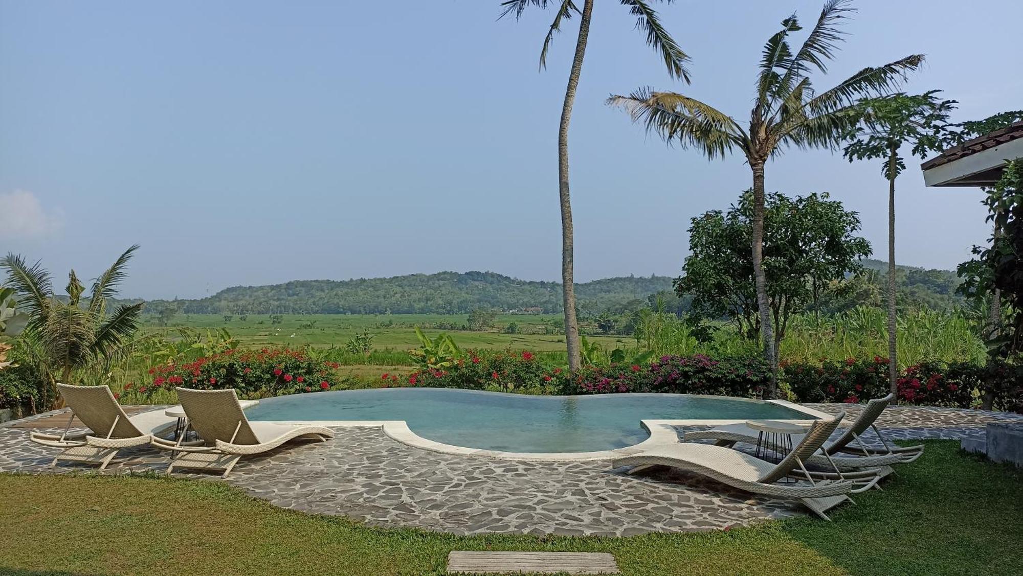 Sunmoonstarvillas Yogyakarta Jarakan Eksteriør bilde